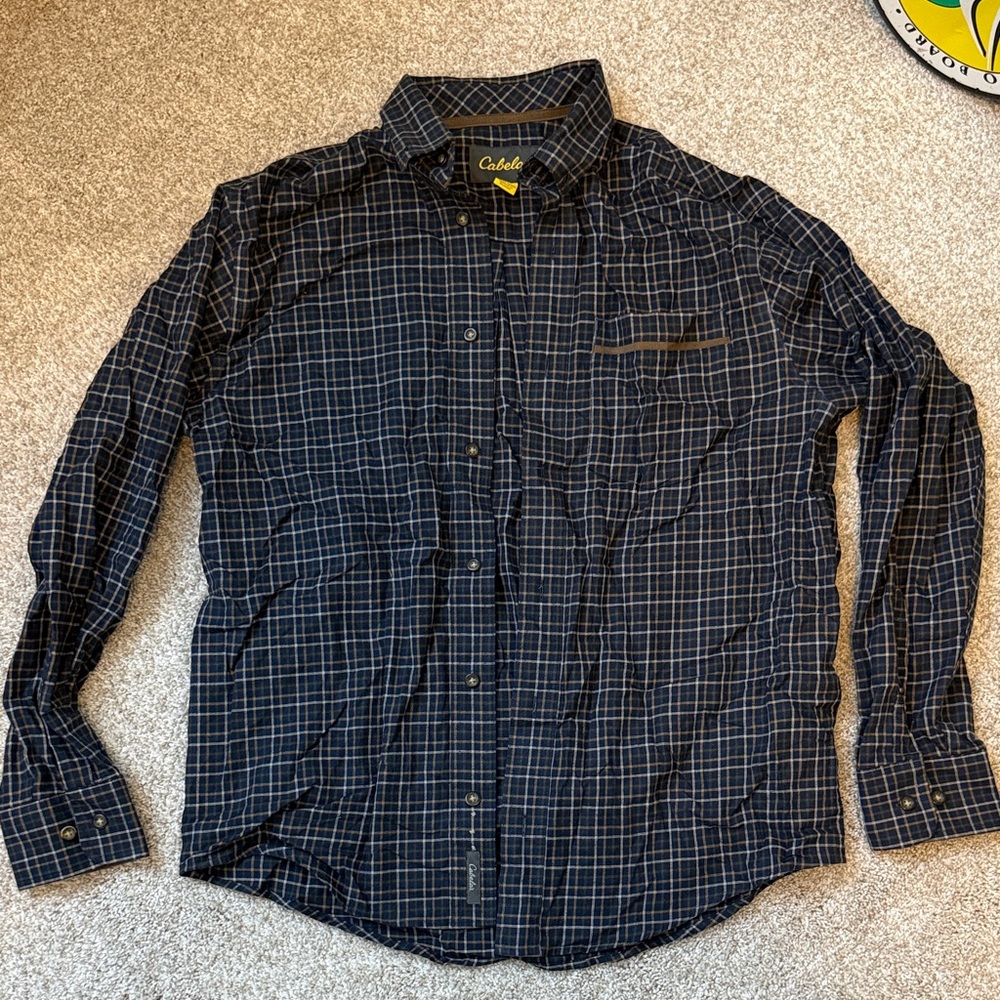 Cabela's Men's Black and White Plaid Button-Down Shirt, M